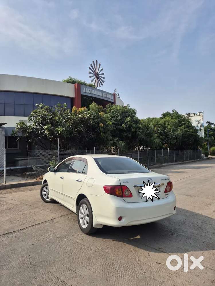 Toyota Corolla Altis 2010 Automatic