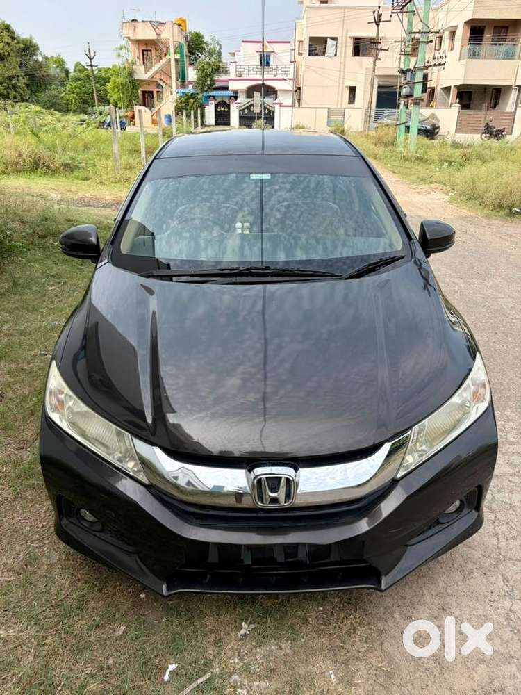 Honda City 4th Gen 1.5 V I-vtec Mt  Golden Brown Metallic