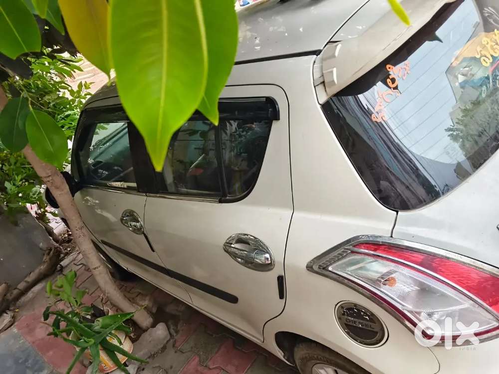 Maruti Suzuki Swift 2015 Diesel 160000 Km Driven