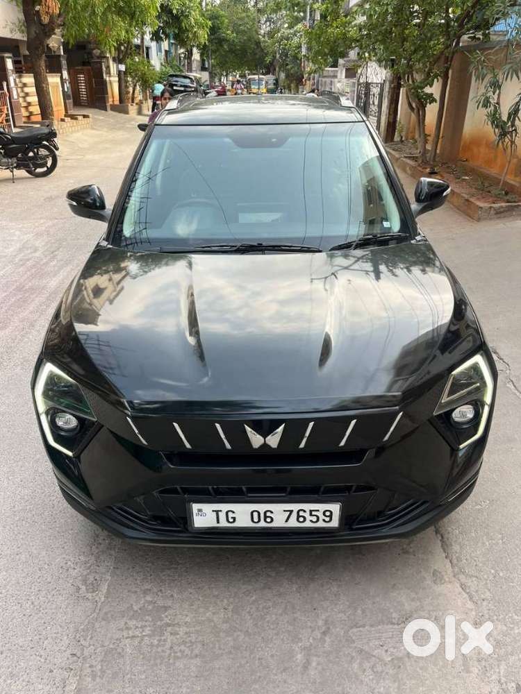 Mahindra Xuv 3xo Ax5 Ds Mt, 2024, Diesel