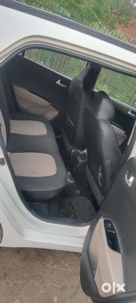 Hyundai Grand I10 1.2 Crdi Sportz Option, 2017, Petrol