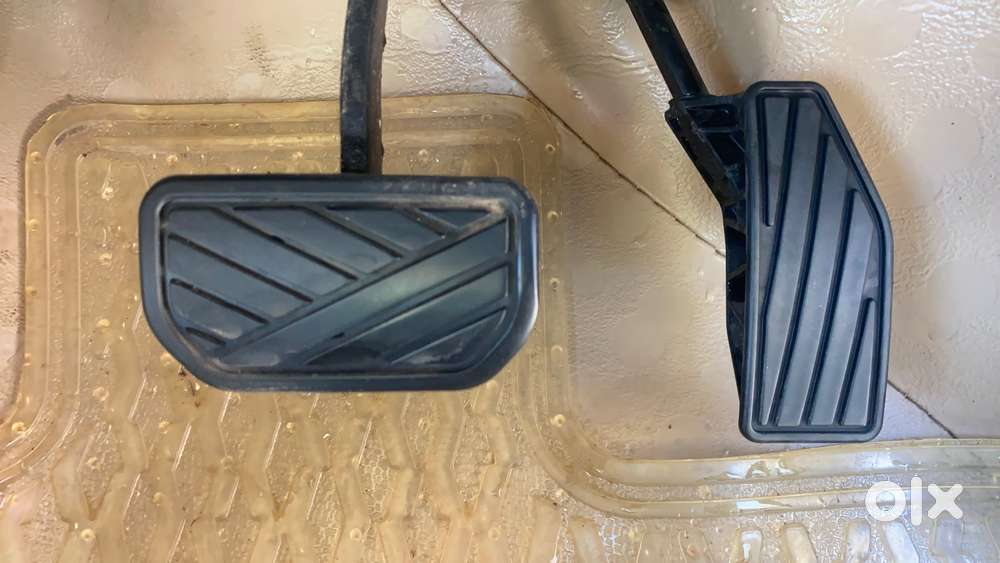 Maruti Suzuki Swift Dzire Amt Zxi, 2020, Petrol