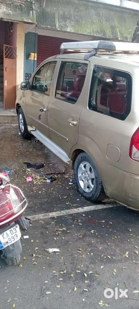 Mahindra Xylo 2009