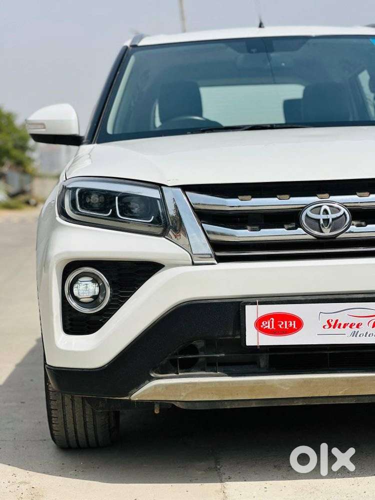 Toyota Urban Cruiser 1.5 Premium Grade At, 2022, Petrol