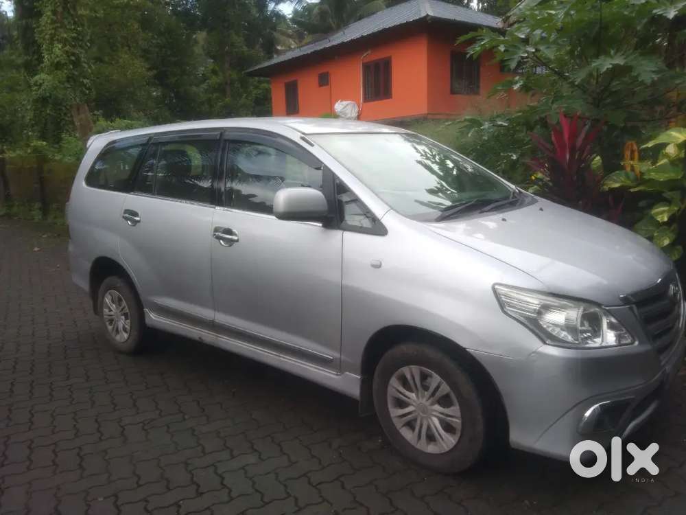 Toyota Innova 2012 Diesel With 4th Owner