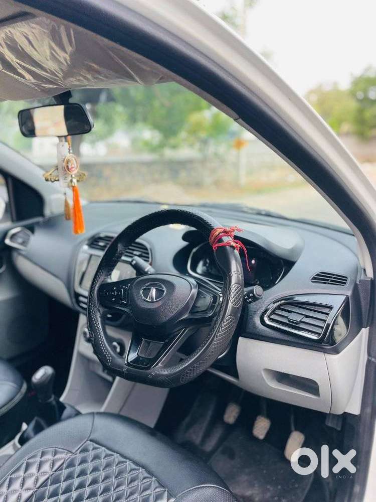 Tata Tiago 1.2 Revotron Xt (o), 2022, Petrol