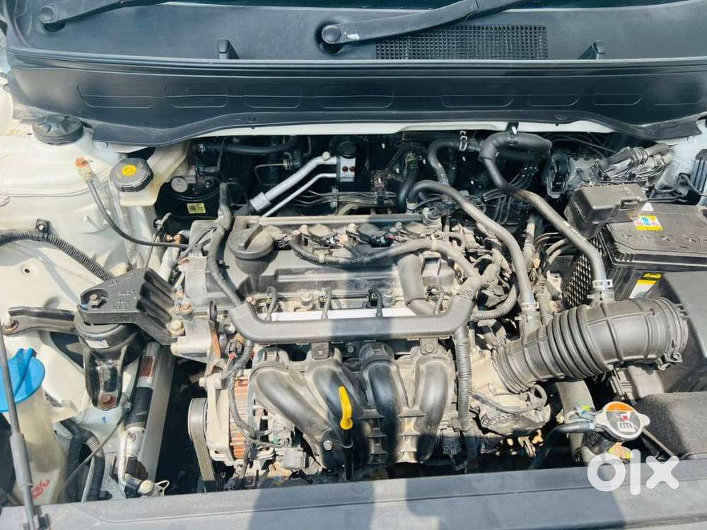 Hyundai Venue 1.2 S Plus, 2022, Petrol