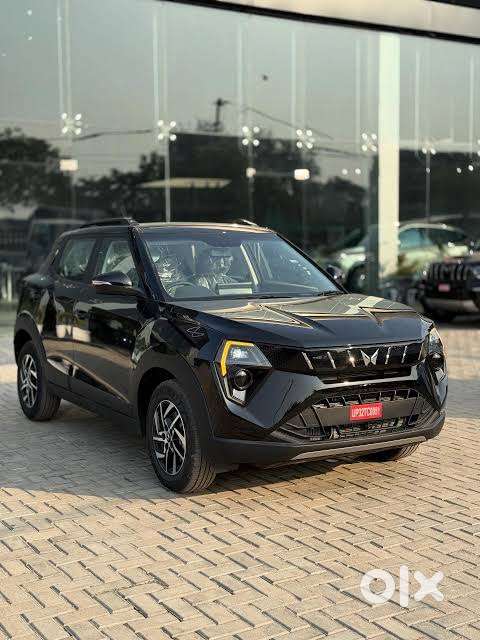Mahindra Xuv 3xo Petrol 2026 Ax5