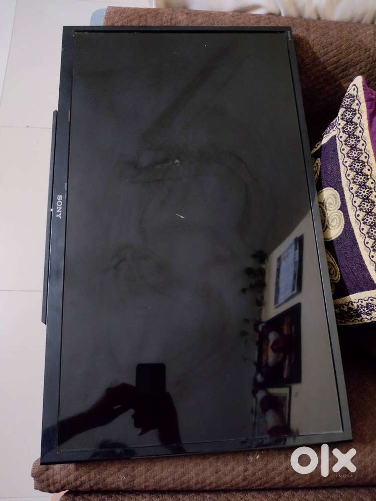 Sony Bravia 32-Inch LED TV &ndash; Non-Smart