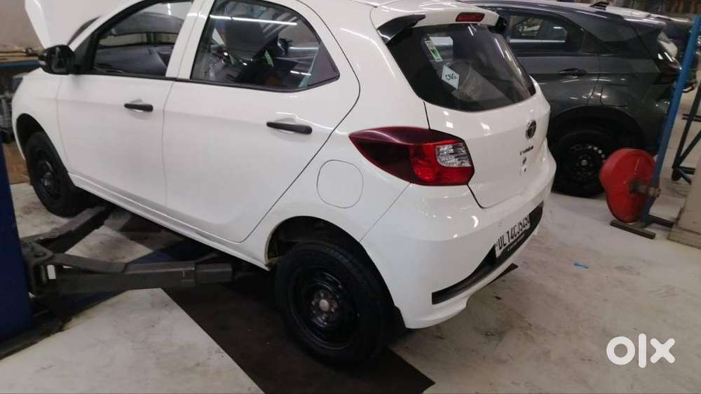 Tata Tiago Xm Icng 2024  First Owner  Excellent Condition