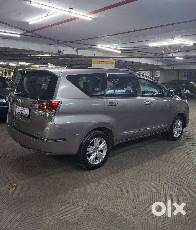Toyota Innova Crysta 2.8z Automatic, 2016, Diesel