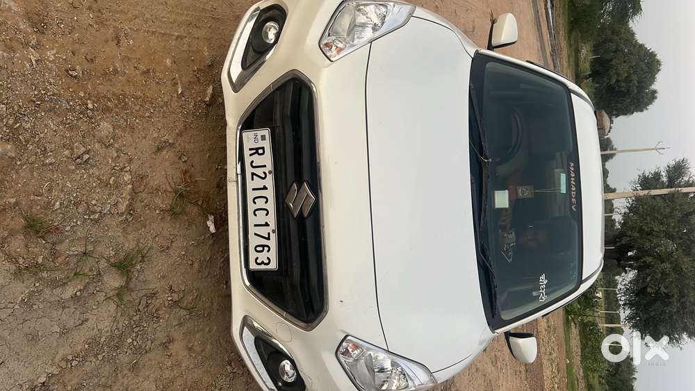 Maruti Suzuki Dzire 2022 Petrol 65000 Km Driven
