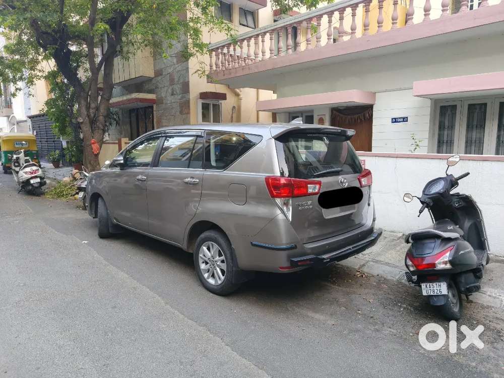 Toyota Innova Crysta 2017