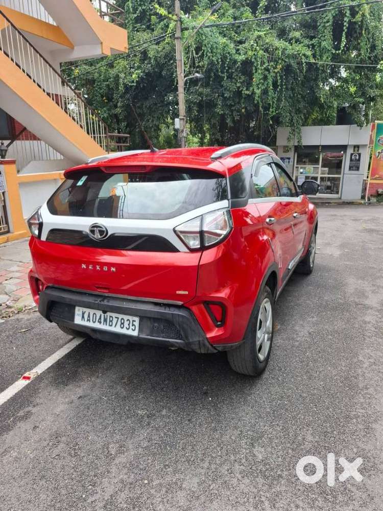 Tata Nexon 1.2 Revotron Xm (s), 2023, Diesel