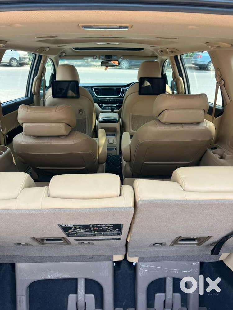 Kia Carnival Limousine Plus 7 Str, 2022, Diesel