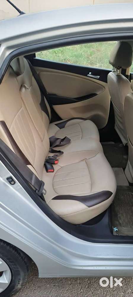 Hyundai Fluidic Verna 1.6 Vtvt Sx, 2011, Petrol