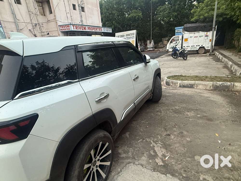 Maruti Brezza Vxi 2023