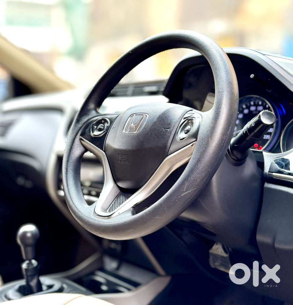 Honda City 1.5 V 4th Gen I-vtec Mt, 2017, Petrol