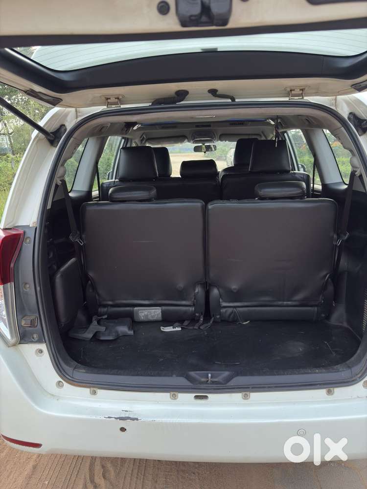 Toyota Innova Crysta 2.4 V 8 Str, 2018, Diesel