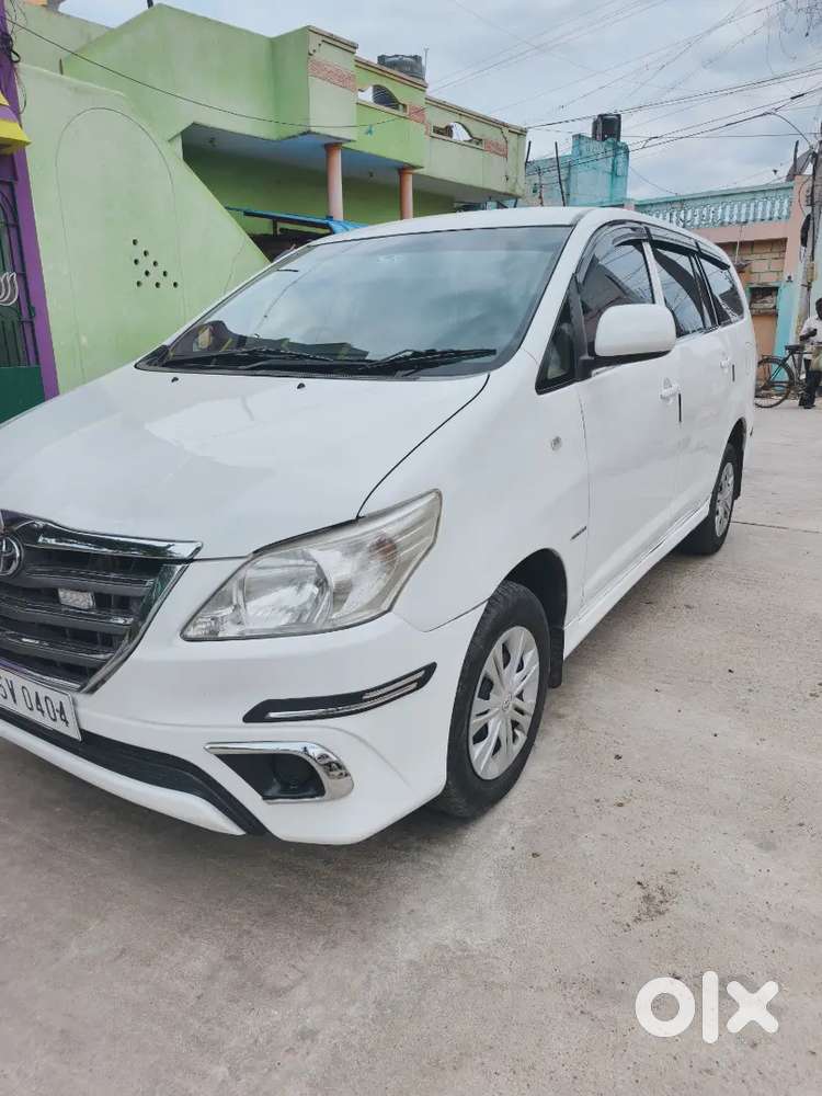 Toyota Innova 2013 Diesel Well Maintained