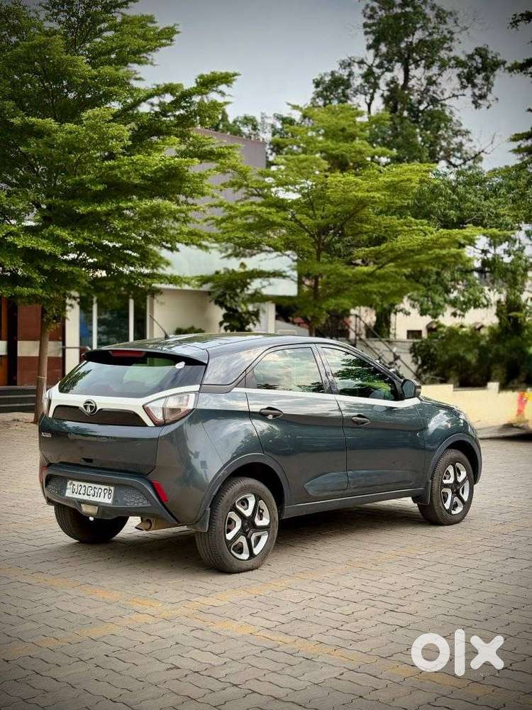 Tata Nexon 1.5 Revotorq Xm (s), 2018, Diesel