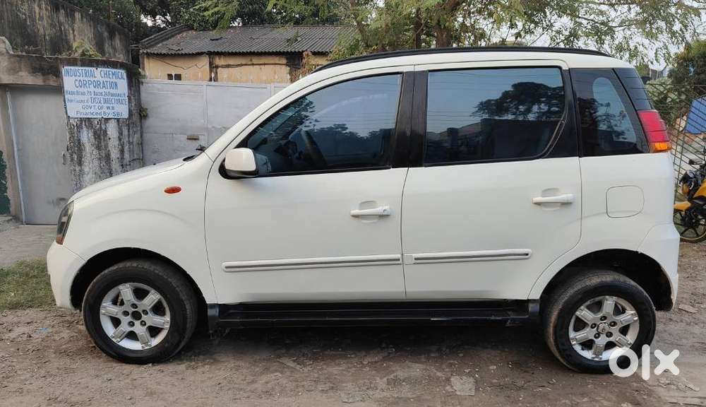 Mahindra Quanto C8, 2012, Diesel