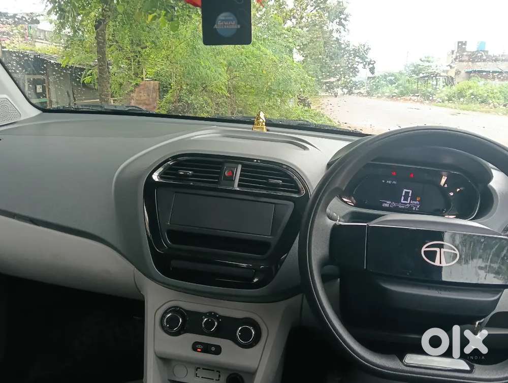 Tata Tiago 1.2 Revotron 2026 Daytona Grey (july Registration)