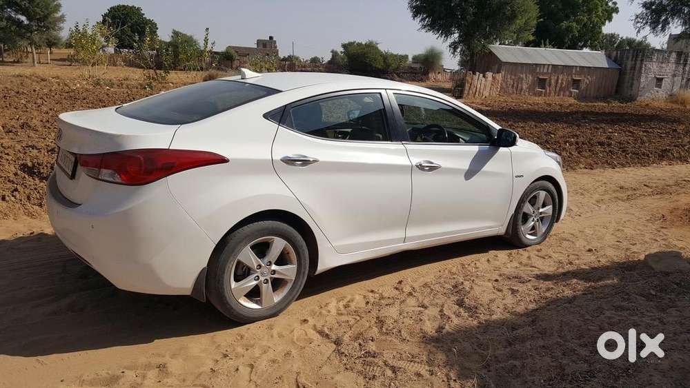 Hyundai New Elantra 2013 Diesel Well Maintained