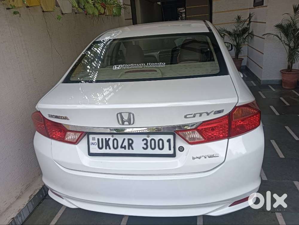 Single Handed Family Car In A Very Good Condition