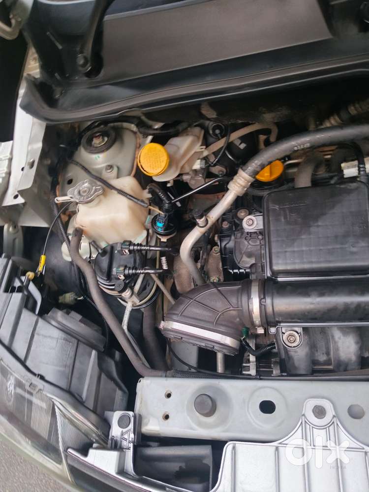 Renault Triber Rxz, 2019, Petrol