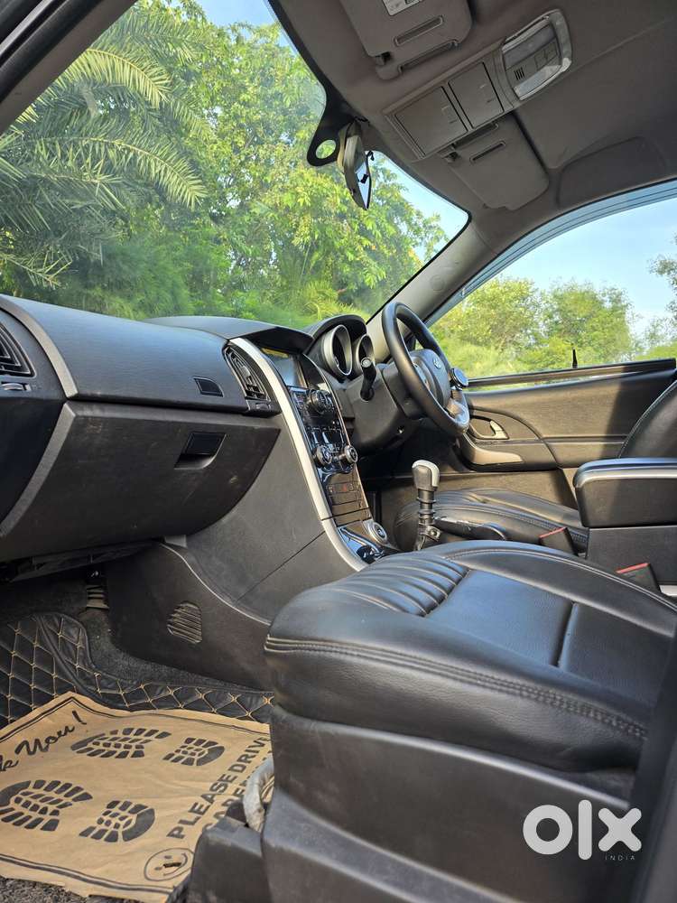 Mahindra Xuv500 W7, 2019, Diesel