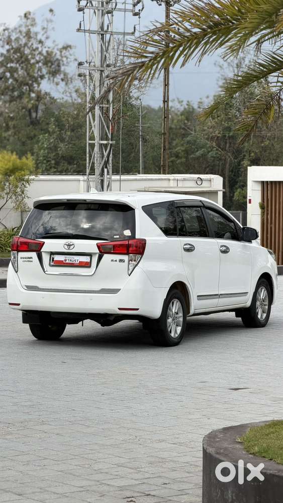 Toyota Innova Crysta 2.4 V 7 Str, 2018, Diesel