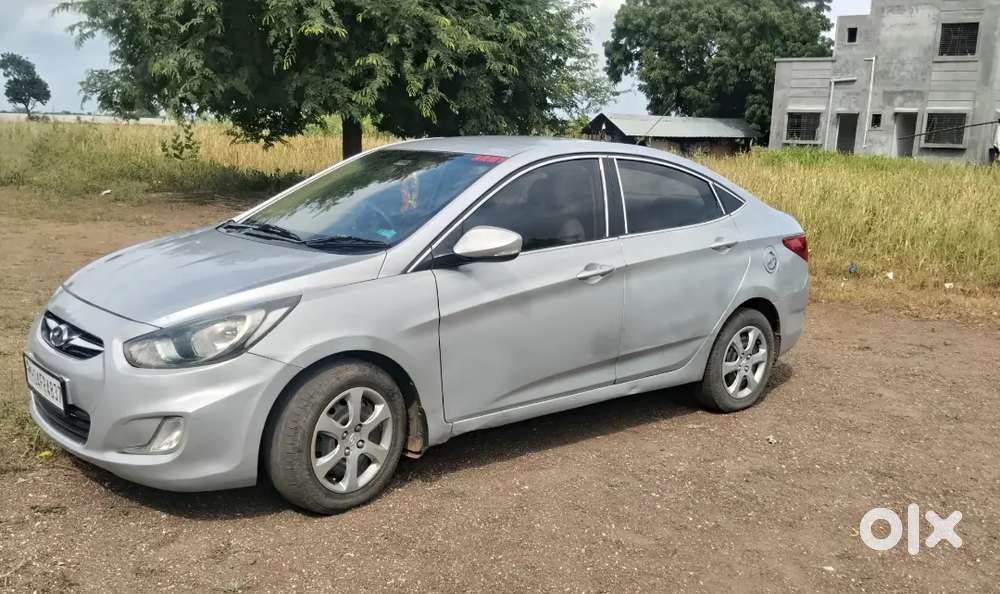 Hyundai Verna 1.6 Ex 2012
