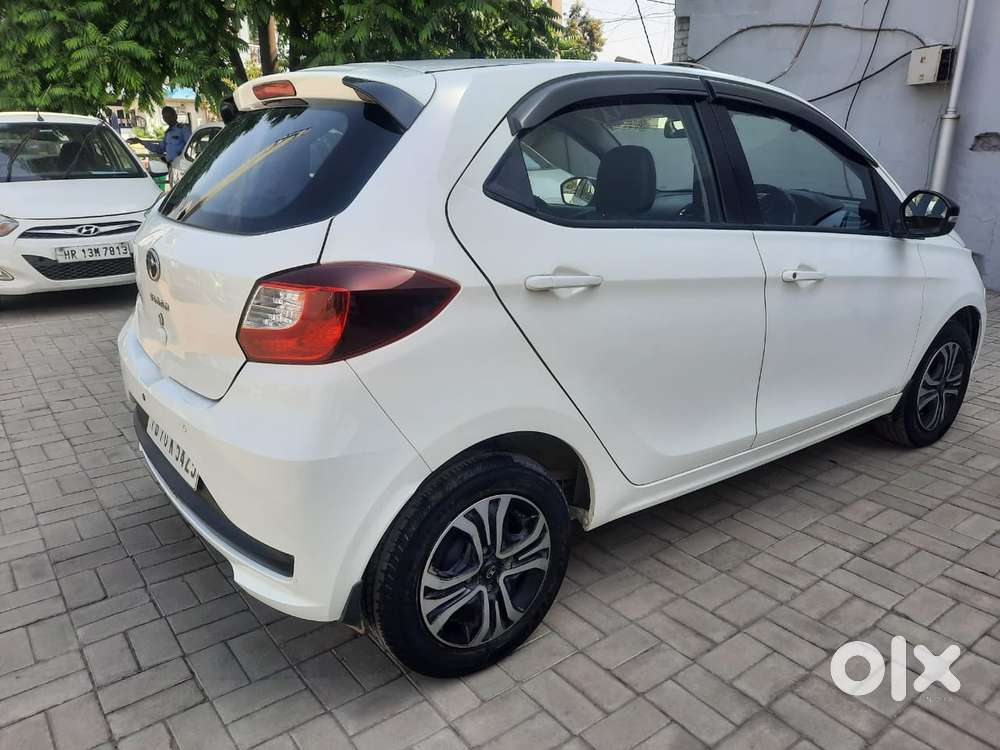 Tata Tiago 1.2 Revotron Xt (o), 2024, Petrol