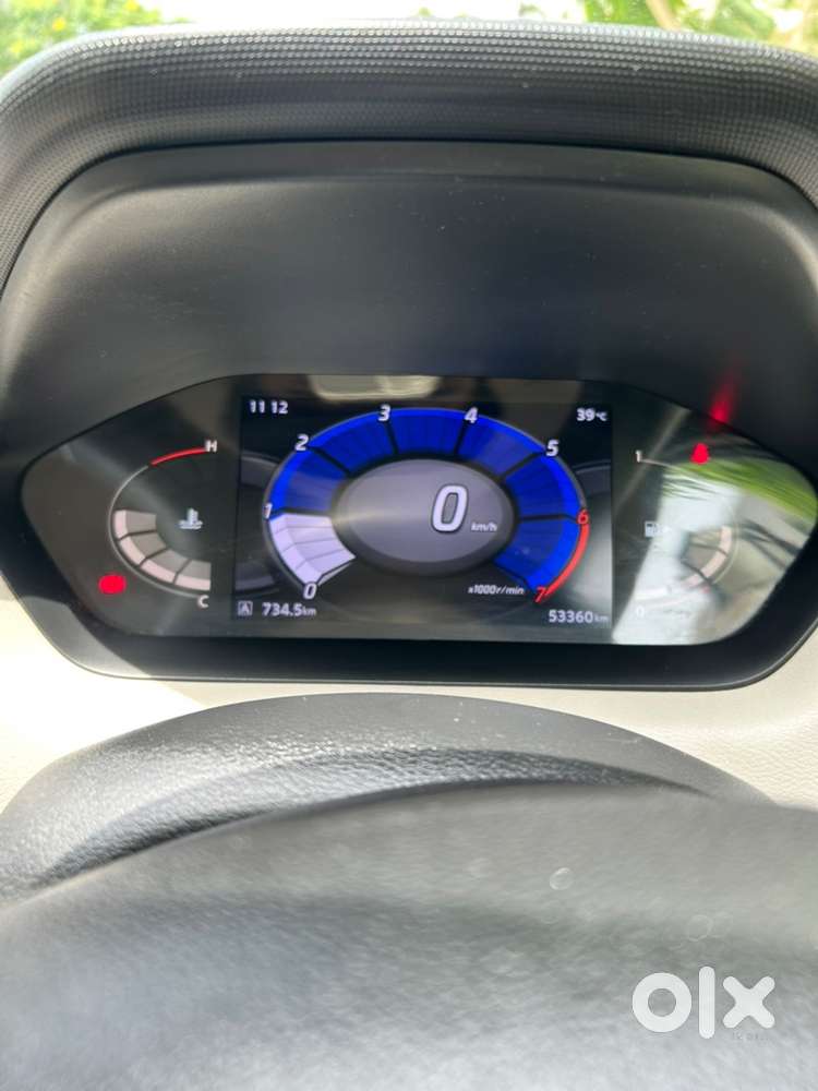 Nissan Magnite Xv Petrol 2021 - Impeccably Maintained