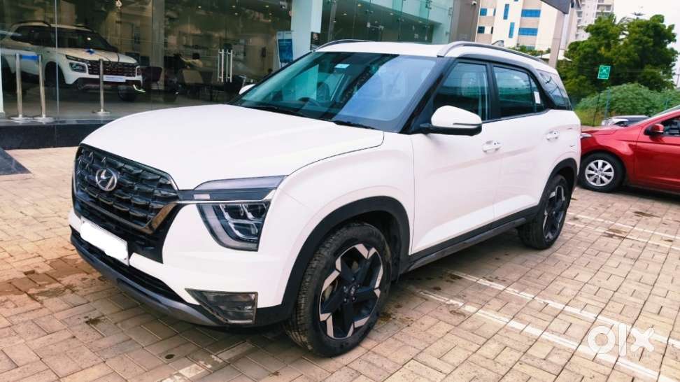 Hyundai Alcazar Platinum 7 Str 1.5 Turbo Petrol Adventure, 2024, Pet..