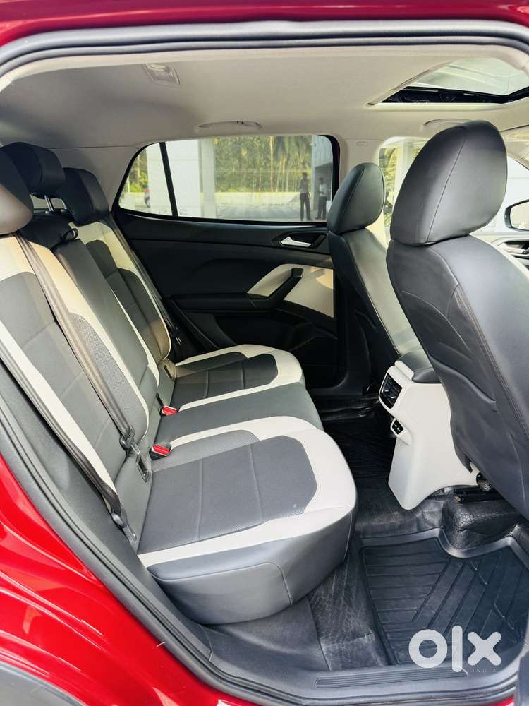 Volkswagen Taigun 1.0 Tsi Topline At, 2022, Petrol