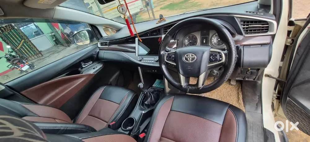 Toyota Innova Crysta 2019 Diesel Manual