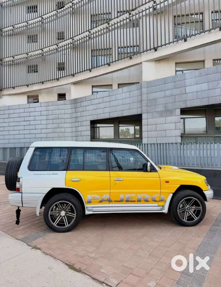Mitsubishi Pajero Sfx 2011