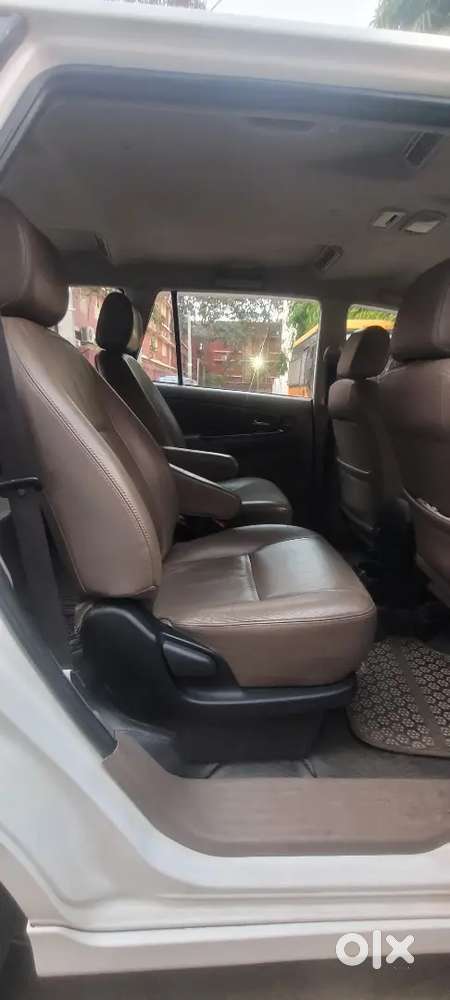 Toyota Innova 2016 Diesel 206322 Km Driven