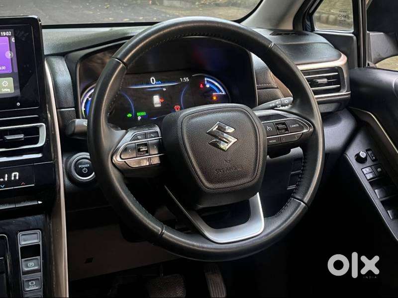 Maruti Suzuki Invicto Zeta Plus 7str, 2024, Petrol