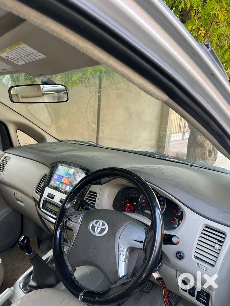 Toyota Innova Diesel 2012