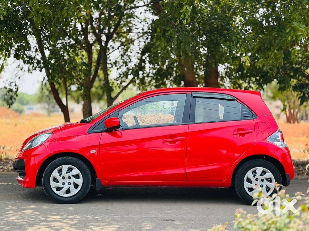 Honda Brio Smt (petrol) 2011/2nd Owner