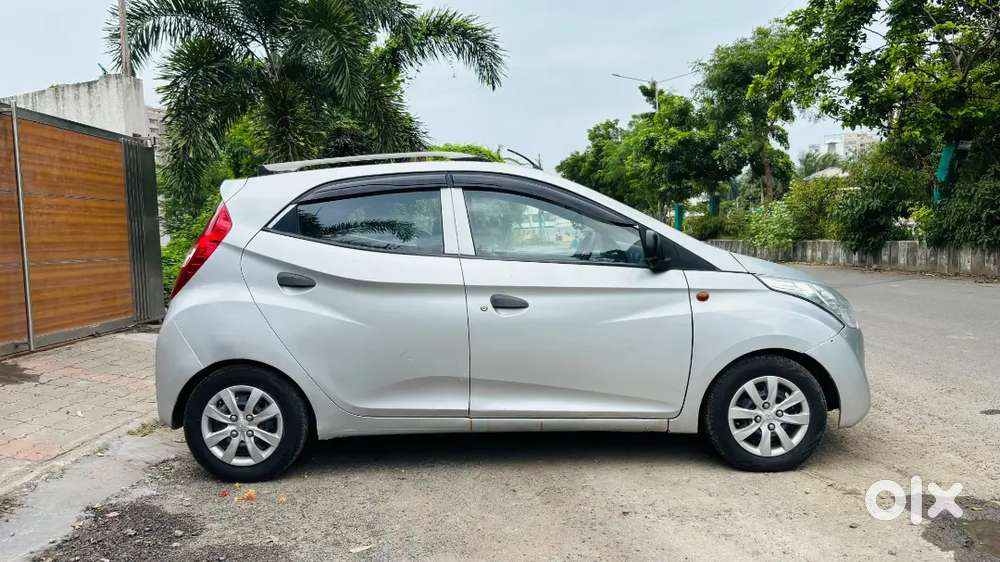 Hyundai Eon Magna 2011