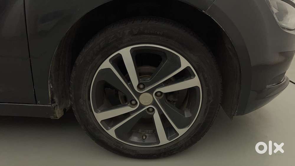 Tata Altroz Xz, 2021, Petrol