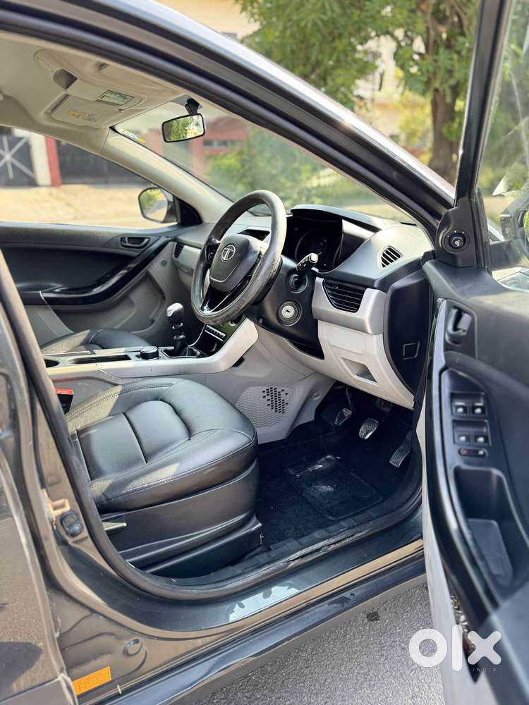 Tata Nexon 1.5 Revotorq Xm, 2018, Diesel