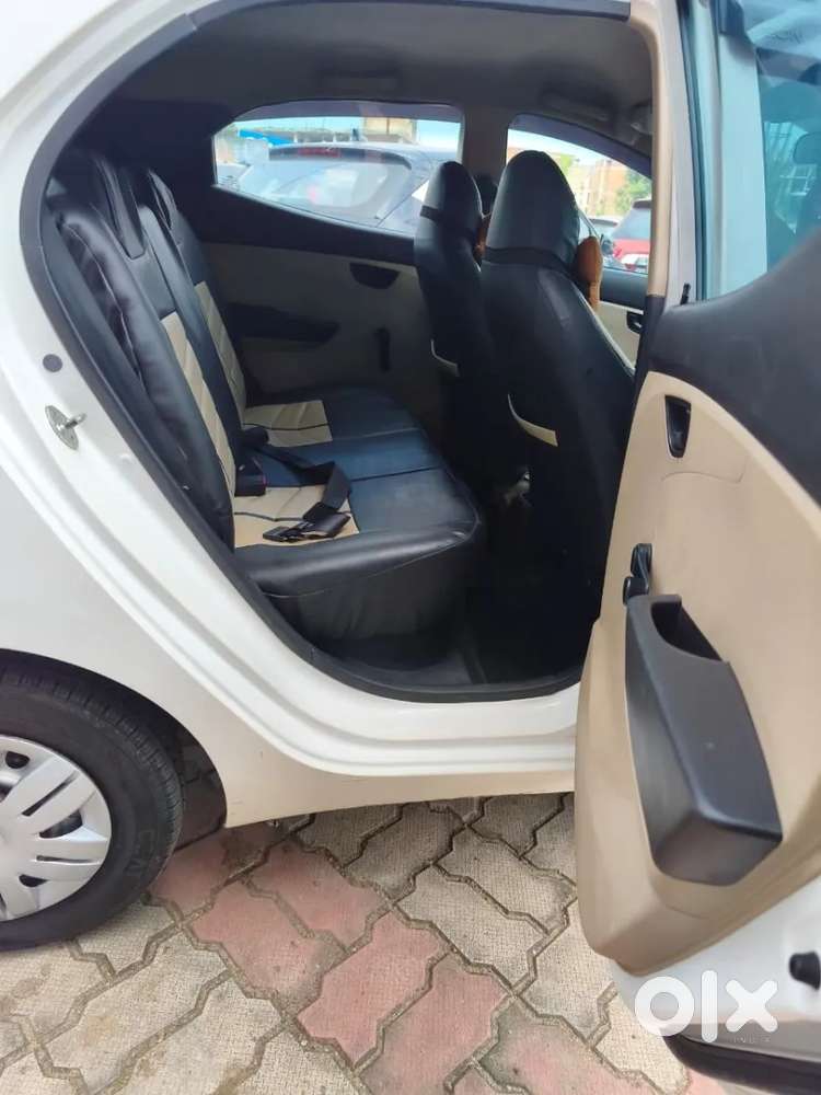 Hyundai Eon Era +, 2017, Petrol