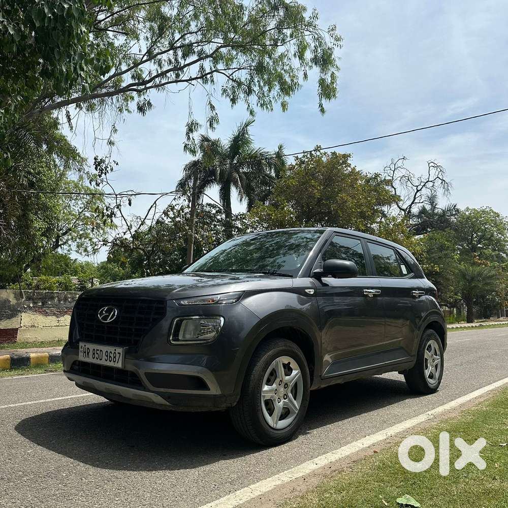Hyundai Venue 1.2 S Plus, 2020, Petrol