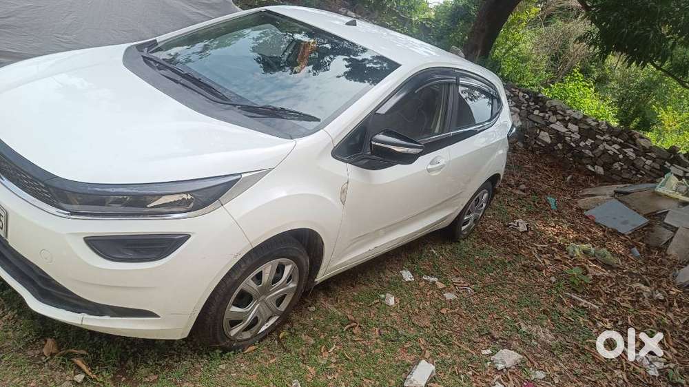 Tata Altroz 2022 Petrol Well Maintained