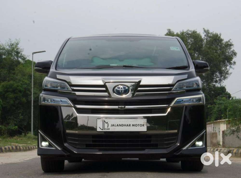 Toyota Vellfire 2.5 Executive Lounge, 2021, Petrol